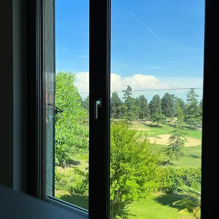 Apartamento Casetta Fausta Immersa Nel Golf Margara. *