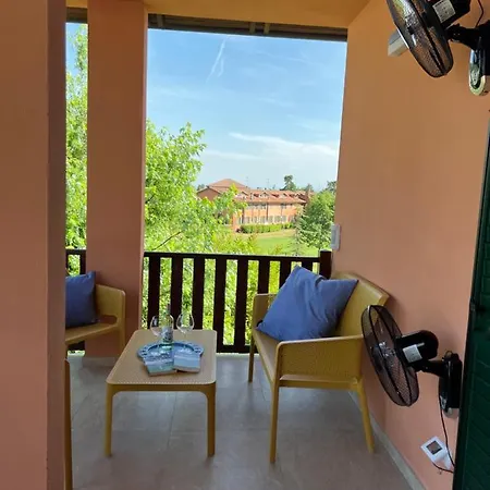 Casetta Fausta Immersa Nel Golf Margara. Apartment *