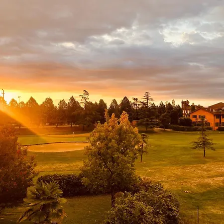 Casetta Fausta Immersa Nel Golf Margara. Apartamento