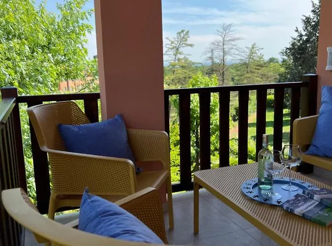 Apartman Casetta Fausta Immersa Nel Golf Margara.