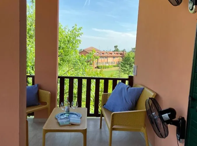 Casetta Fausta Immersa Nel Golf Margara. Apartman *